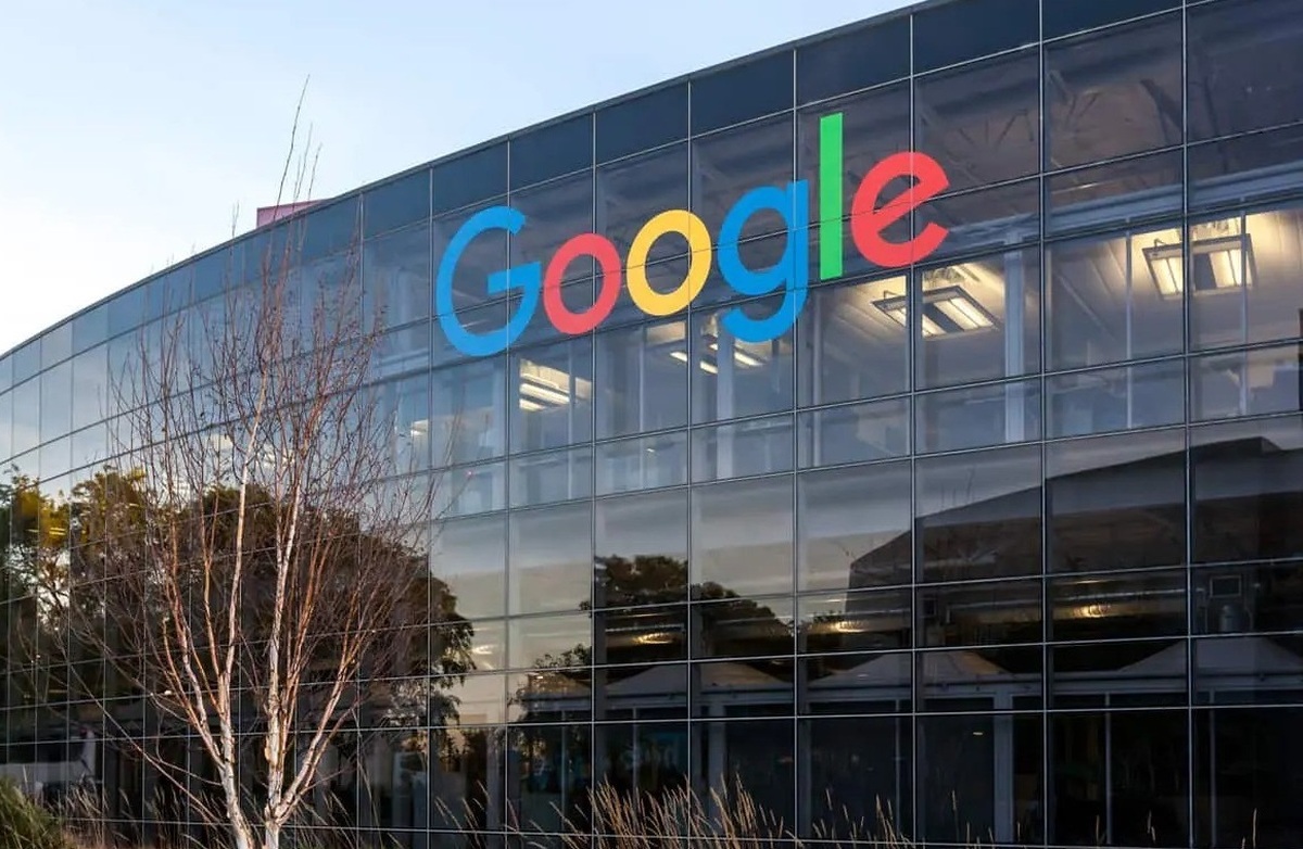 گوگل صدها نفر از نیروهای خود را خانه‌نشین کرد