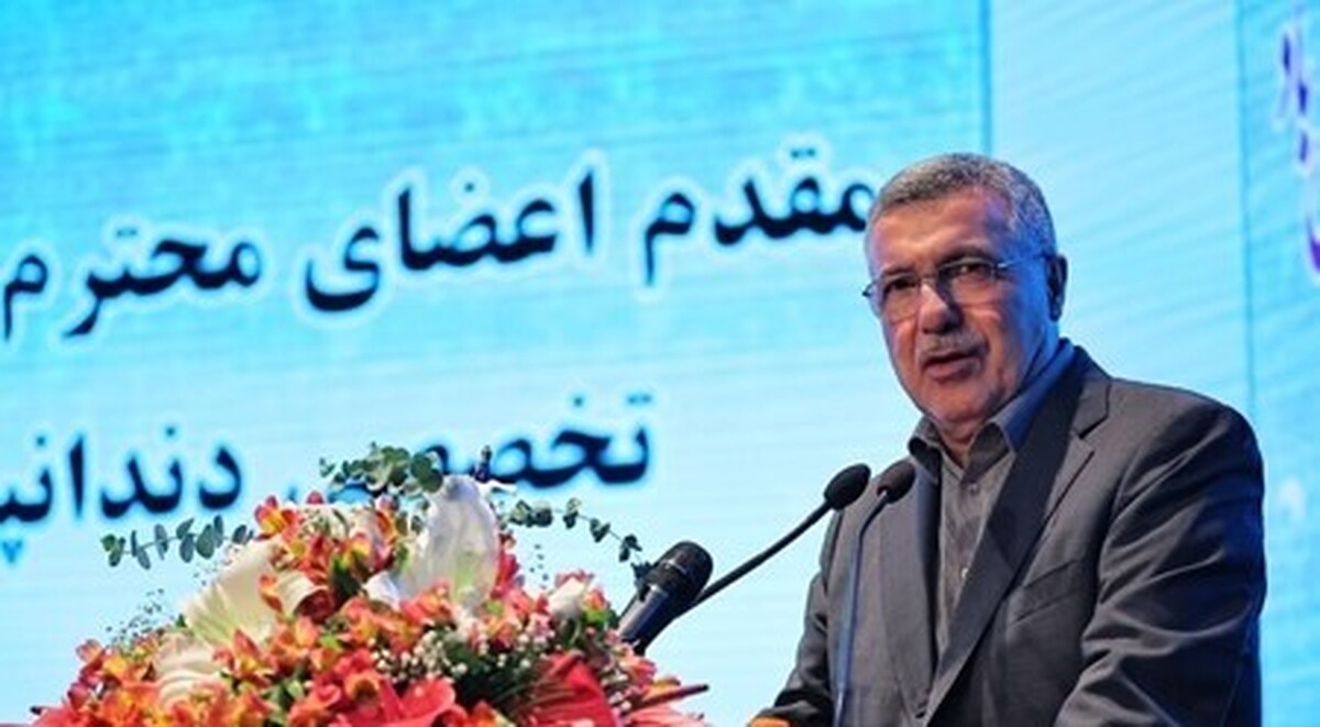 ۱۸ درصد از مردم هیچ روش بهداشتی در مراقبت از دندان رعایت نمی‌کنند/ رشد چشمگیر دانشکده‌های دندانپزشکی از ۵ به ۴۶ مورد در کشور