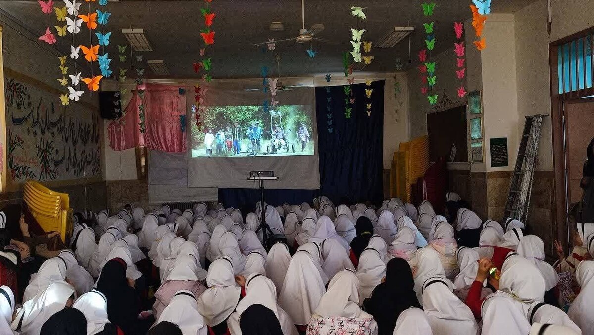 اکران سیار فیلم «صیاد» در شهر‌های بدون سینما