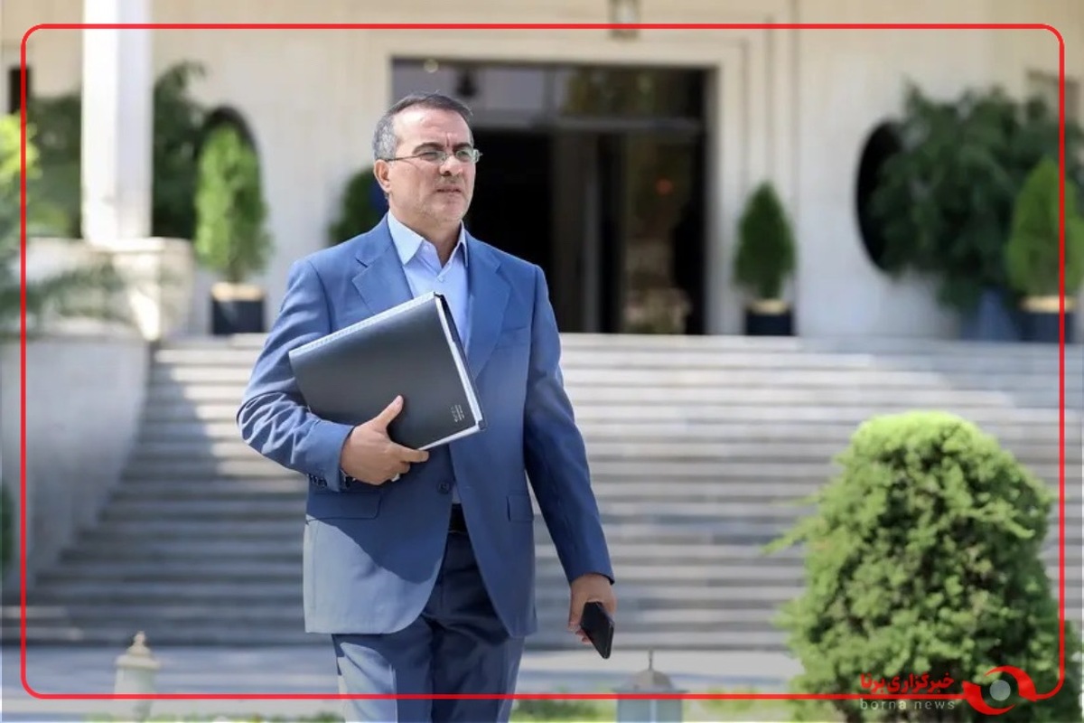 رئیس سازمان اداری استخدامی کشور از درخواست واگذاری اختیار تعیین ساعت رسمی کشور به دولت خبر داد