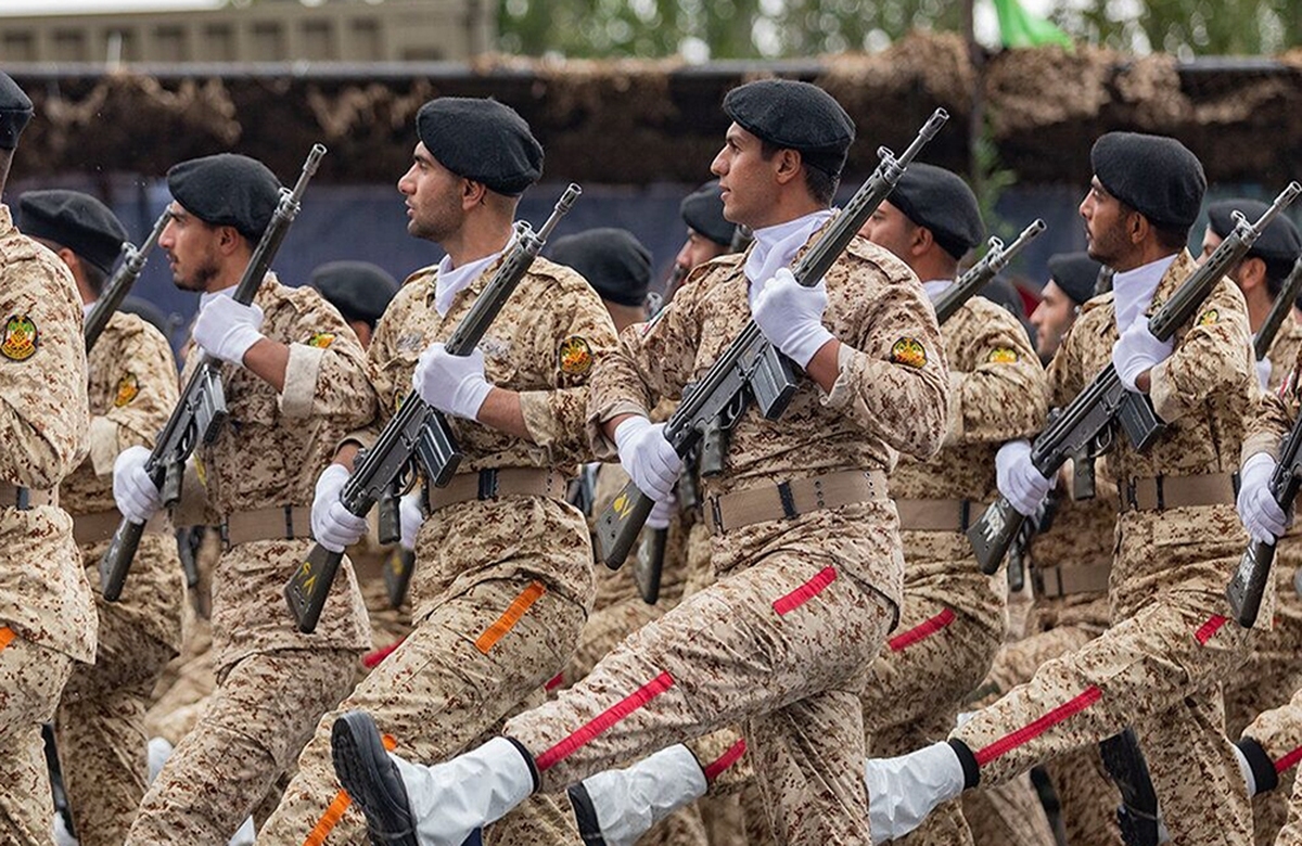 آغاز مراسم رژه روز ارتش با حضور پزشکیان