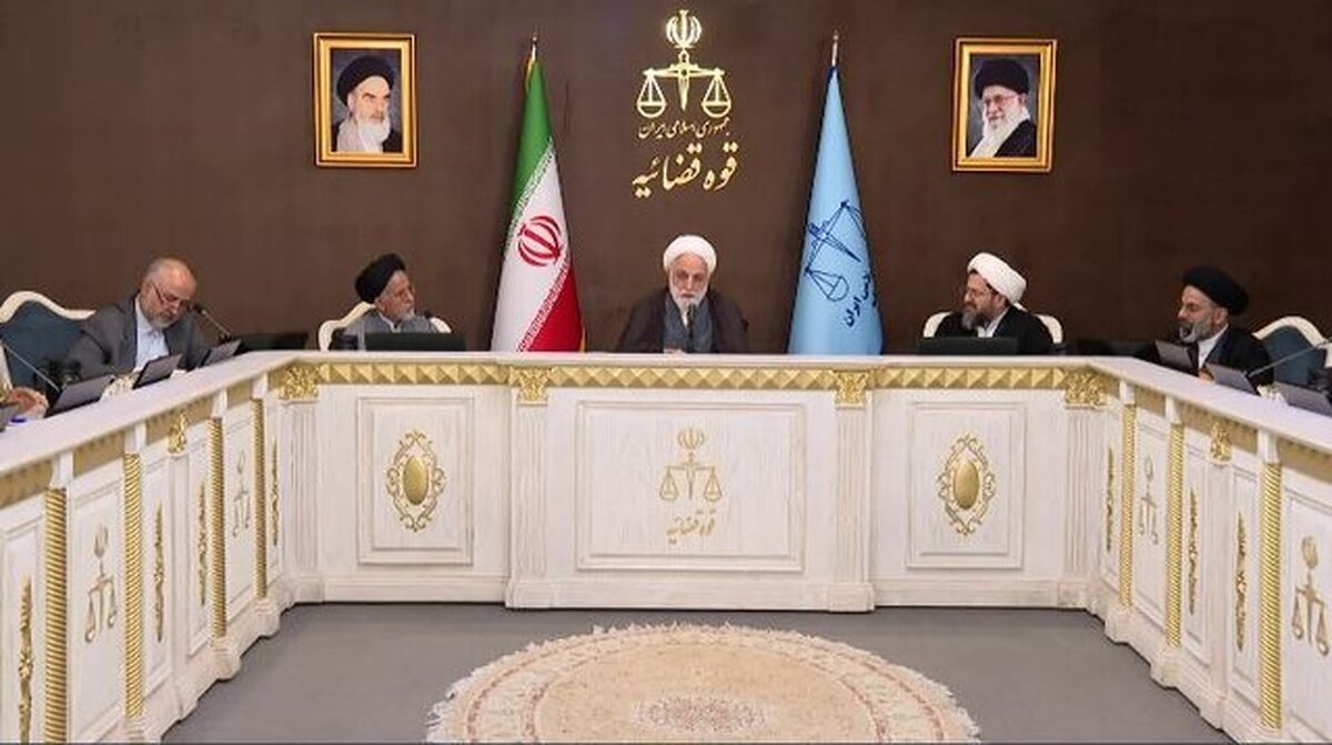 رئیس قوه قضاییه: باید با نخبگان بیشتر حرف بزنیم تا نظریات به هم نزدیک شود