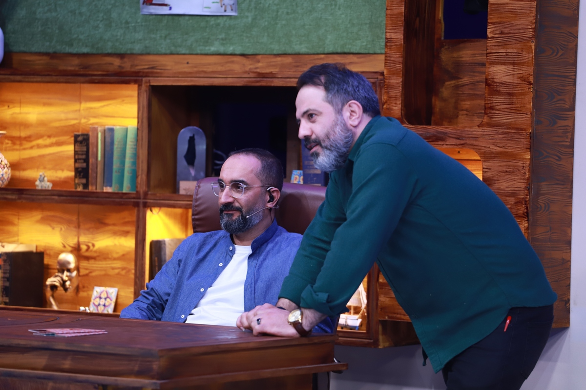 ظریف: «دو نقطه» برنامه‌ای برای ارتقاء حساسیت نوجوانان به زبان فارسی است