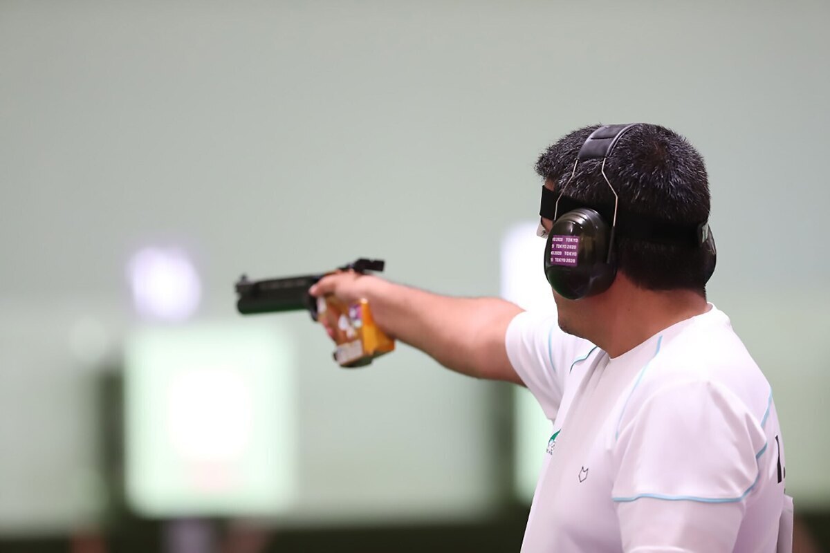 قهرمانی فروغی در مسابقات تیراندازی انتخابی رشته سنتر فایر نیرو‌های مسلح