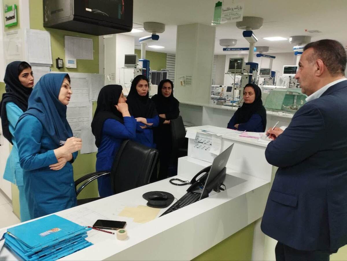 رییس دانشگاه علوم پزشکی اراک : 
تعداد ۳۳۴۹ ماموریت اورژانس از ابتدای فعالیت ستاد نوروزی تا کنون