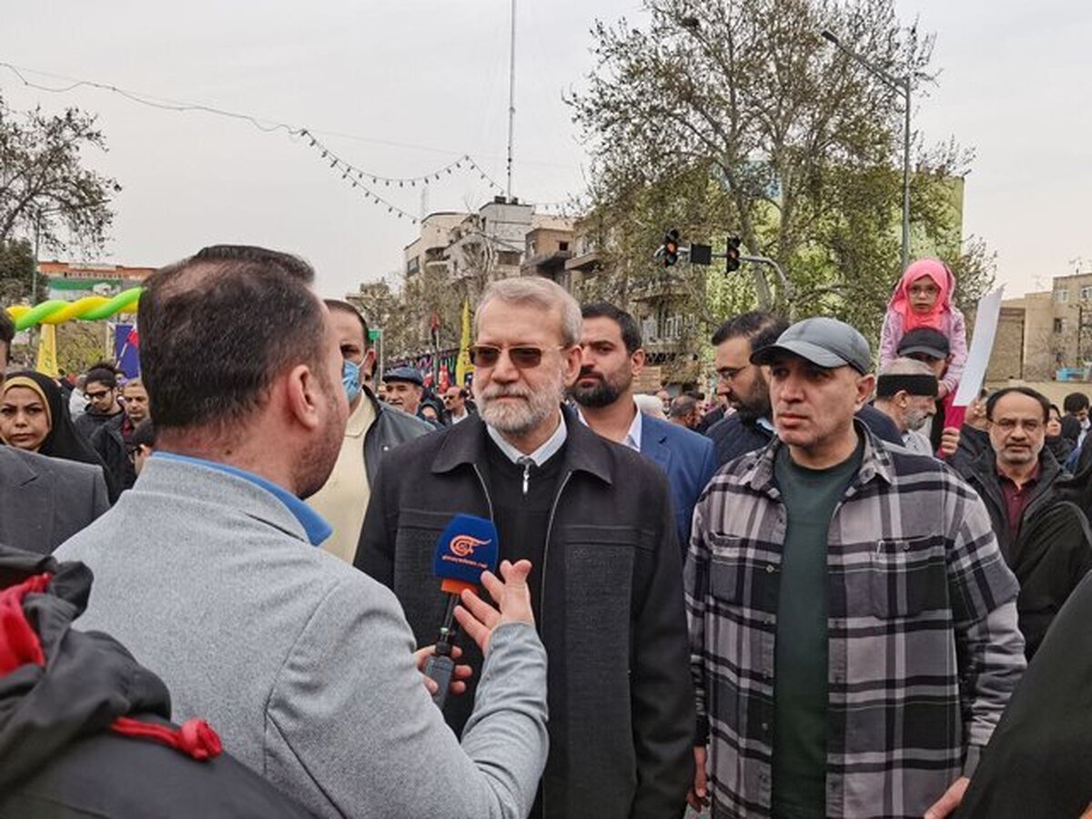 لاریجانی: شرایط توافق را نه یک طرف که هر دو طرف باید قبول کنند