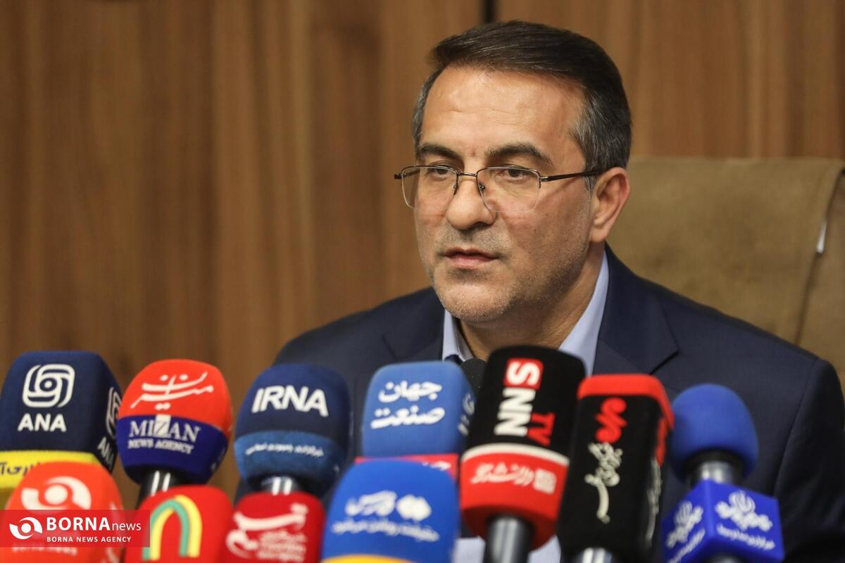 دولت هیچ برنامه‌ای برای تعدیل نیروی انسانی ندارد/ سامان‌دهی و ادغام واحدها با هدف استفاده بهینه از ظرفیت کارکنان ادامه دارد