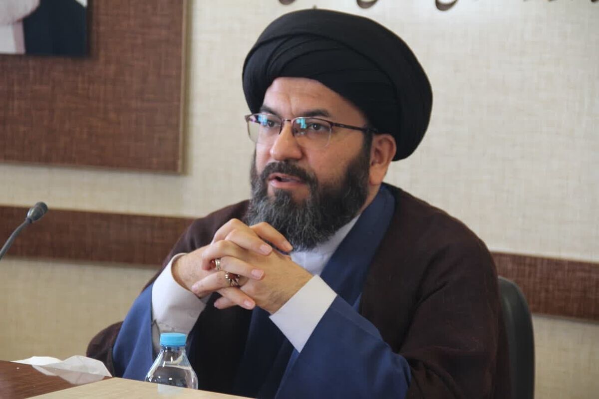 امام جمعه زنجان: غفلت از آموزش‌وپرورش خسارت‌بار است