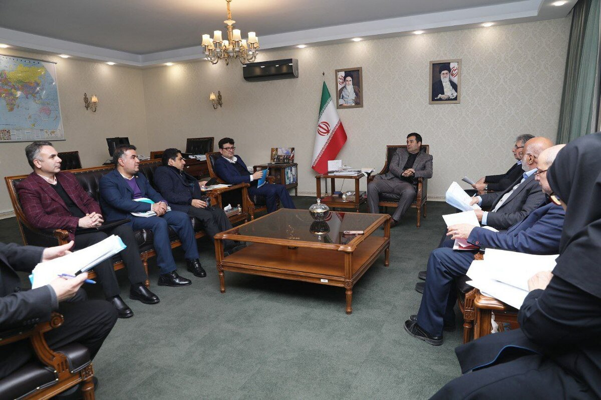 دیدار چند تن از نمایندگان مجلس با وزیر ورزش و جوانان