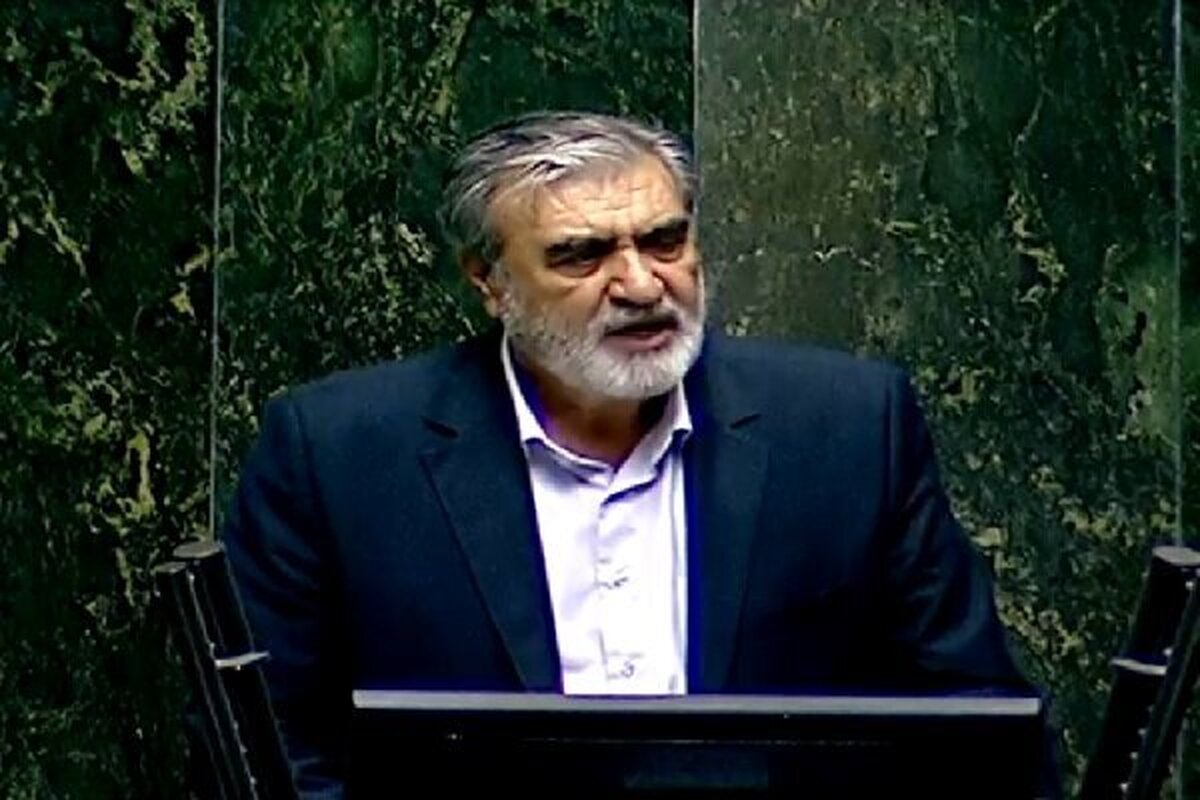 رئیس کمیسیون امنیت ملی: هرگونه اقدام نسنجیده هزینه گزافی برای آمریکایی‌ها دارد