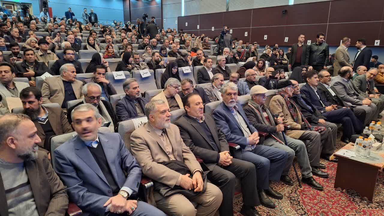 خوشنویسی زبان ماندگار فرهنگ و هویت ایرانی است 