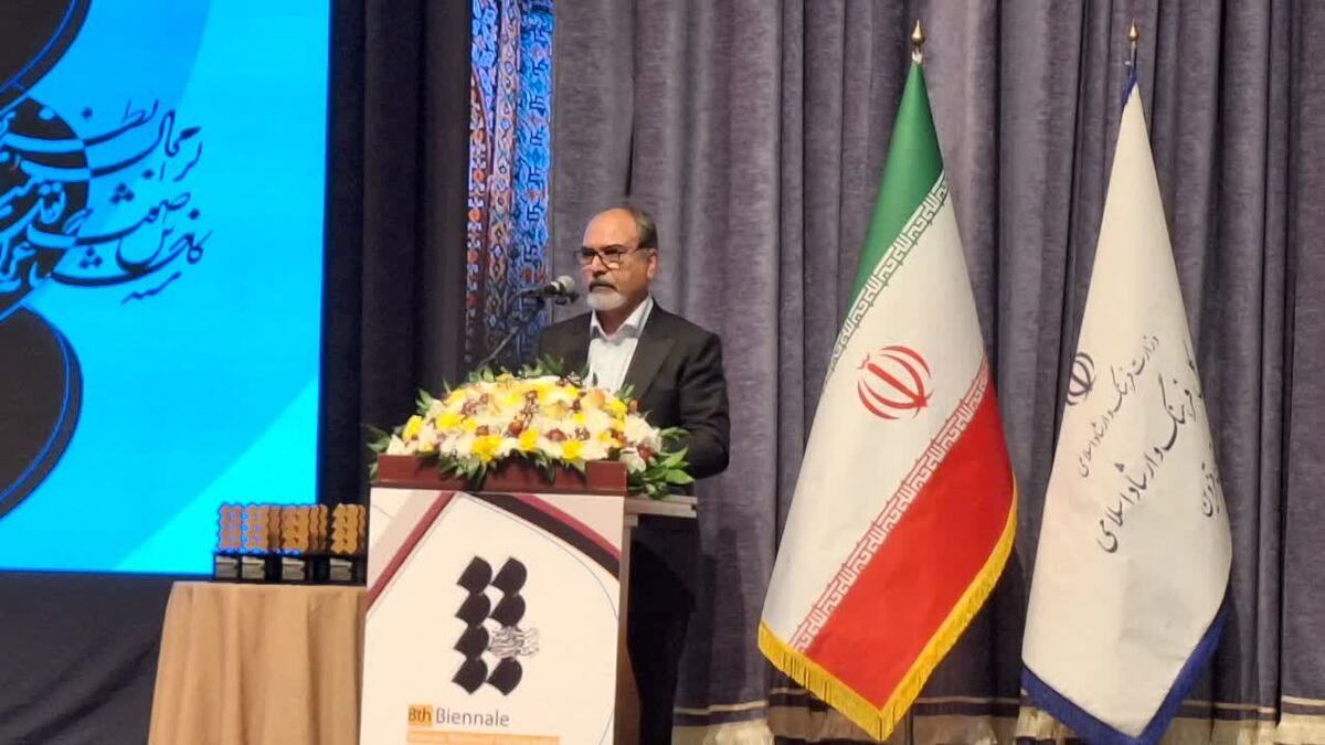 ۲۸۰ اثر در گرایش‌های نستعلیق، شکسته نستعلیق، نسخ، ثلث، تعلیق و خوشنویسی‌های نوین برگزیده دوسالانه شد