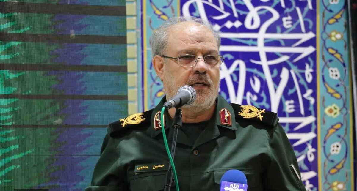 تولید قدرت از کارکردهای اقامه نماز در جامعه است