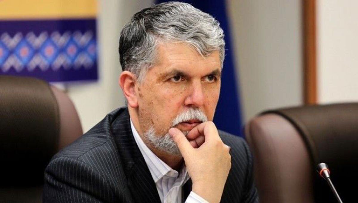 وزیر فرهنگ: هنر اندیشه‌ورز در شرایط امروز کشور مورد توجه قرار گیرد