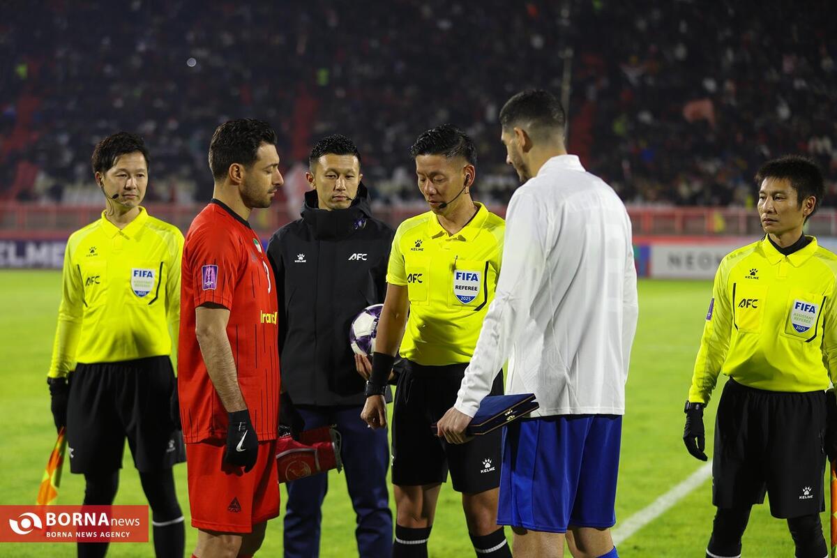 دیدار تیم‌های فوتبال تراکتور- الدحیل