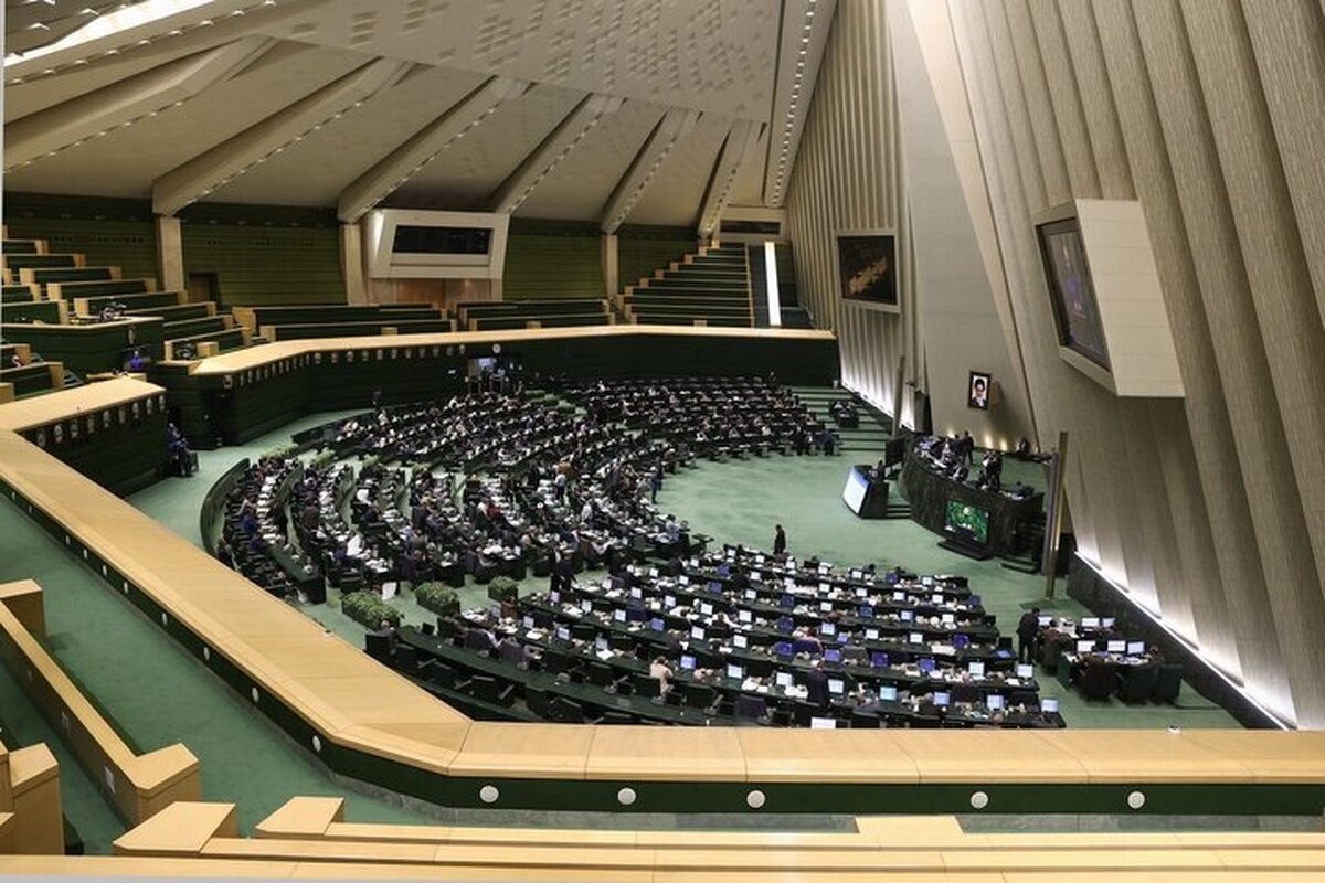 جلسه مجلس برای بررسی مسائل روز کشور غیرعلنی شد