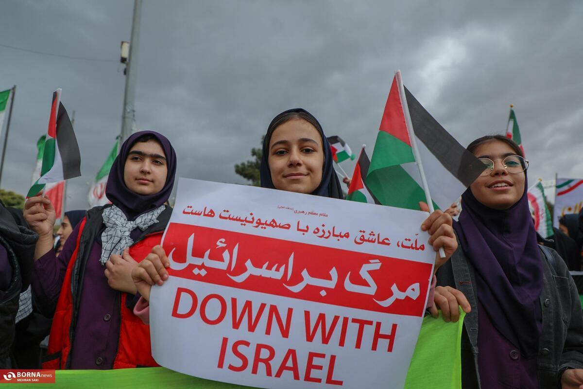 هیات رزمی از ورزشکاران برای شرکت در راهپیمایی مردمی روز دوشنبه دعوت کرد