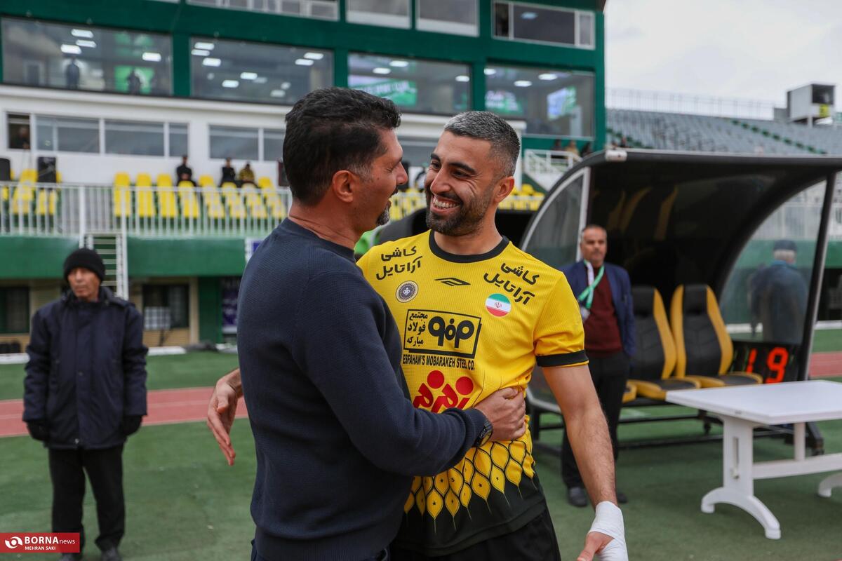 پات در رقابت شاگردان حسینی و نویدکیا در نیم فصل اول!