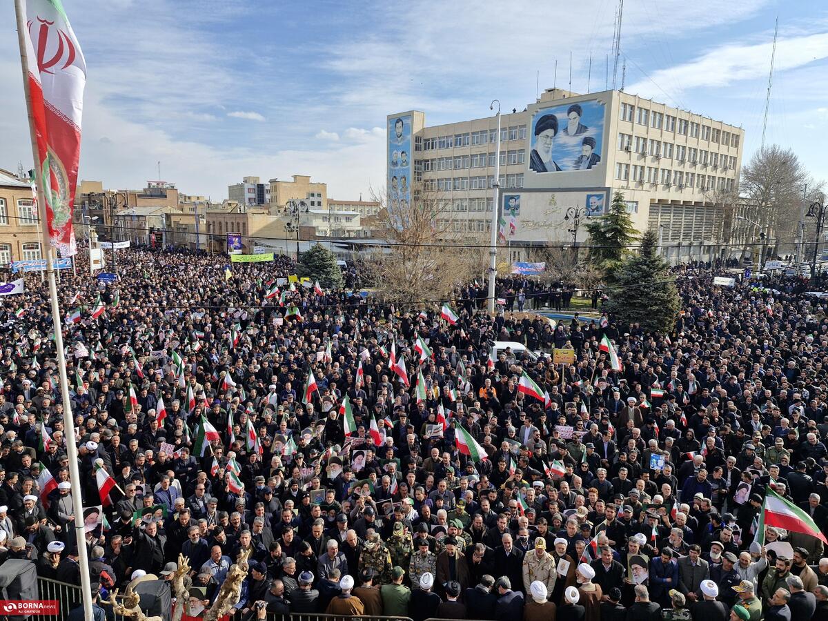 حماسه حضور مردم ارومیه در محکومیت اغتشاشات اخیر