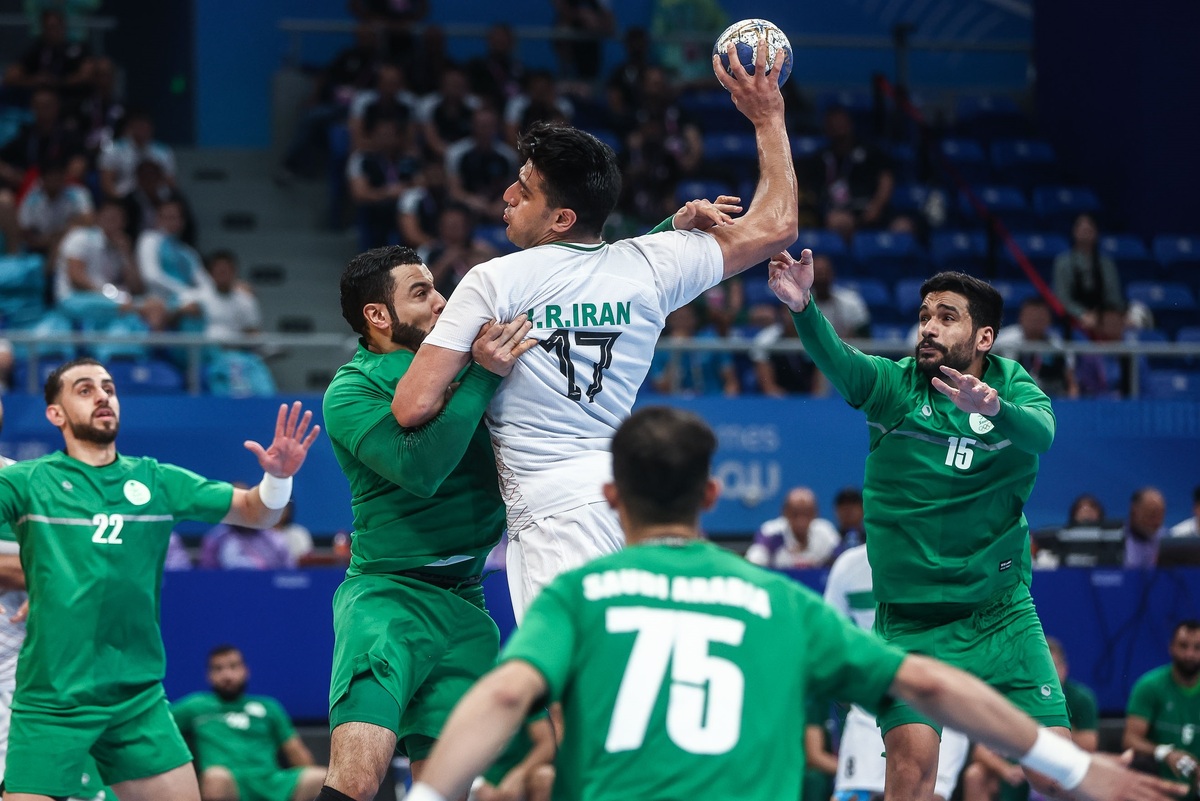 اولین گام هندبالیست‌ها در آسیا/ شاگردان رافائل عربستان را قربانی می‌کنند؟