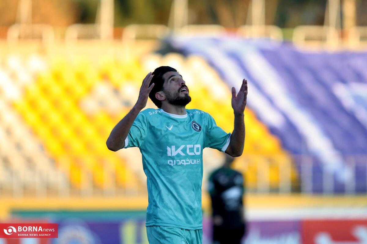 آچارفرانسه جدید لیگ برتر/ فرید جای وحید را پر کرد!