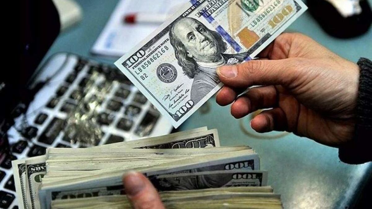 ۹۸ درصد ارز صادراتی پتروشیمی‌ها به اقتصاد برگشت