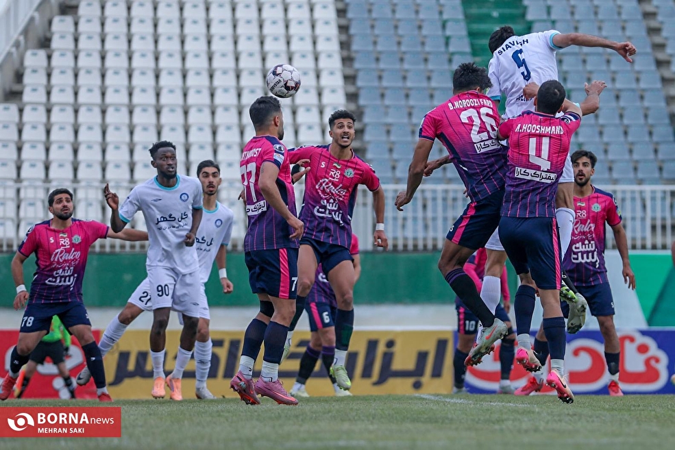 دیدار تیم های فوتبال آلومینیوم - گل‌گهر