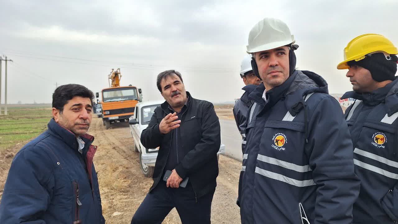 اقدام جهادی اصلاح و تعمیرات فیدر ۲۰ کیلو ولت کوچار در منطقه برق البرز آغاز شد 