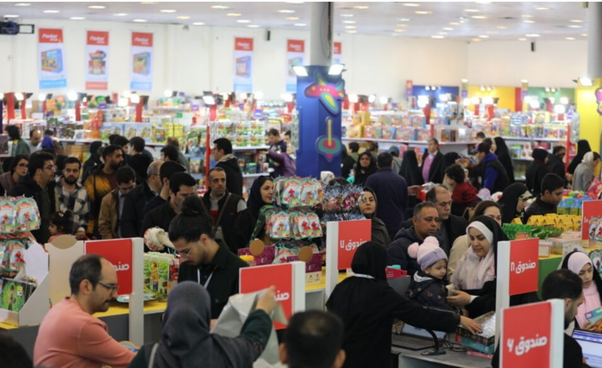 استقبال گسترده بازدیدکنندگان از جشنواره اسباب‌بازی