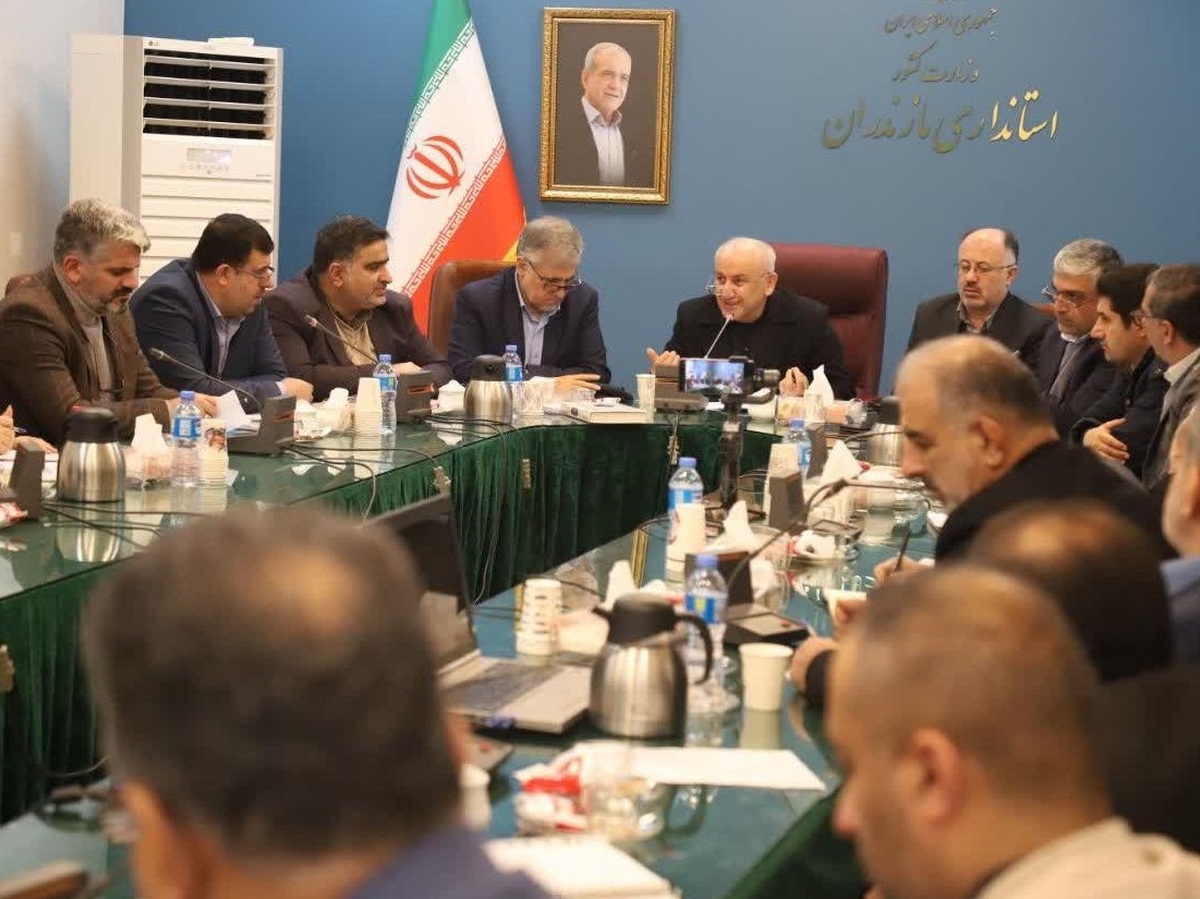 استاندار مازندران : مردم به هیچ‌وجه نگران کالاهای اساسی نباشند