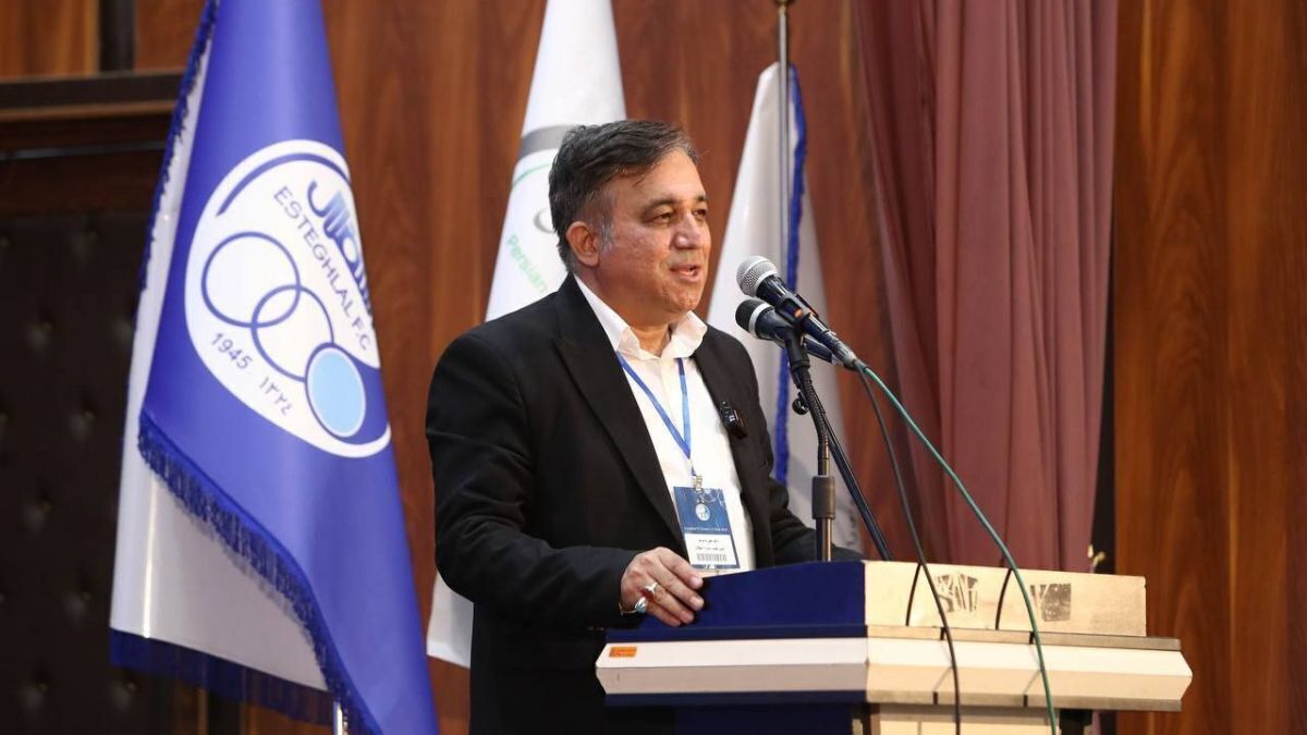 واکنش علی تاجرنیا به حواشی اخیر در مورد باشگاه استقلال