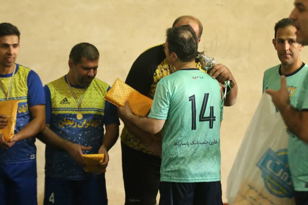 «فینال مهربانی» در بهشهر؛ وقتی فوتبال بهانهای برای همدلی شد «فینال مهربانی» در بهشهر؛ وقتی فوتبال بهانهای برای همدلی شد