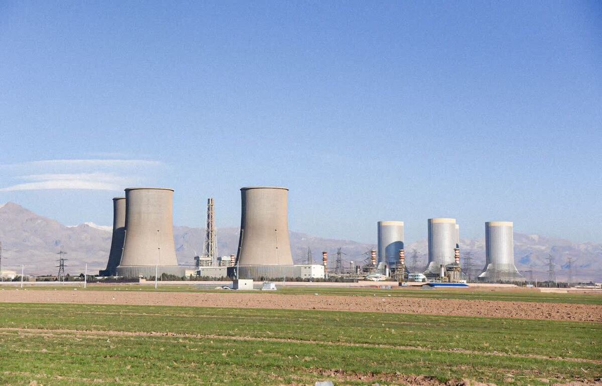 تولید بیش از ۸ میلیارد و ۸۰۰ میلیون کیلووات ساعت انرژی الکتریکی