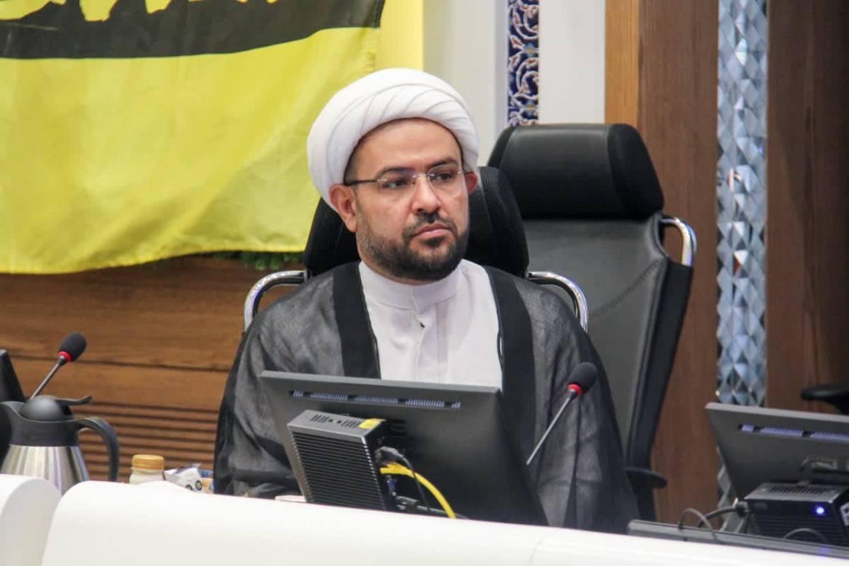 سرانه مطالعه کشور با استانداردهای جهانی فاصله دارد؛ کتاب به سبد فرهنگی خانواده‌ها بازگردد