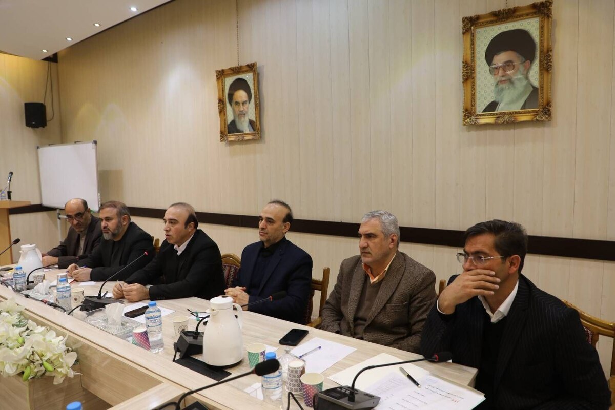 تأکید بر تزریق به‌موقع نهاده‌های دام و طیور و فعال‌سازی واحدهای راکد دامداری در اردبیل