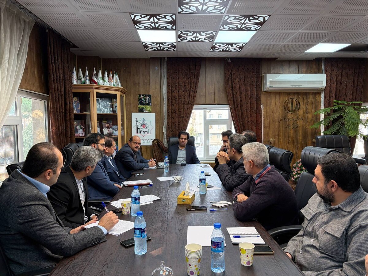 دیدار رئیس سازمان مدیریت و برنامه ریزی با خانواده ورزش و جوانان/ پیگیری و رفع مشکلات فراروی توسعه ورزش