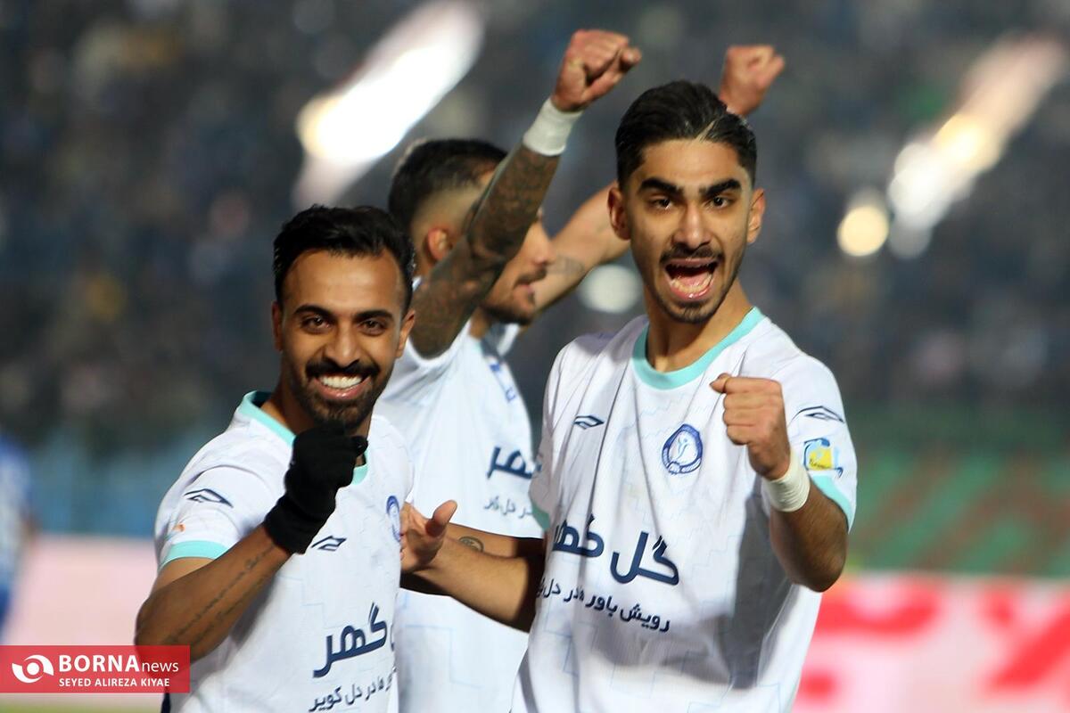 در حاشیه دیدار استقلال- گل گهر