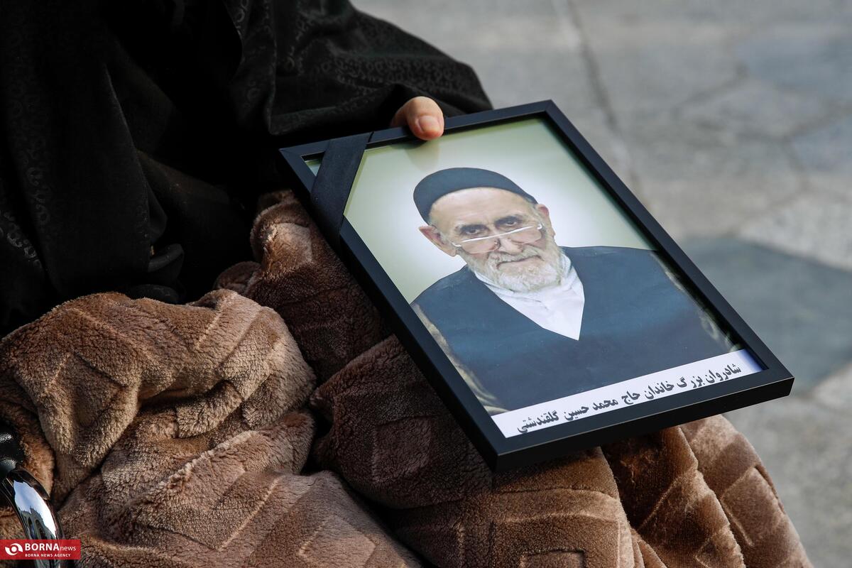 تشییع پیکر ابوالشهید، محمدحسین گلقندشتی در حرم مطهر رضوی + گزارش تصویری