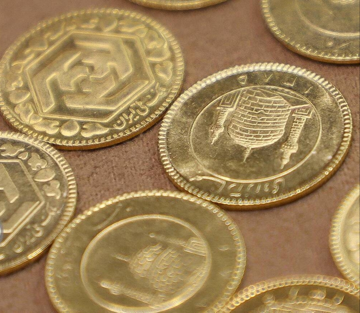 آغاز تحویل بیش از ۸۴ هزار قطعه انواع سکه پیش فروش مرحله پنجم