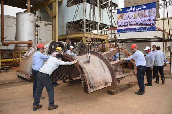 تعمیرات به موقع واحدهای نیروگاه شهید رجایی و تولید انرژی الکتریکی برای خدمت به هموطنان