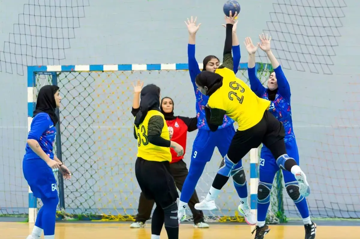 لیگ برتر هندبال بانوان/ صدرنشینی سپاهان، آسمان استقلال آبی شد!