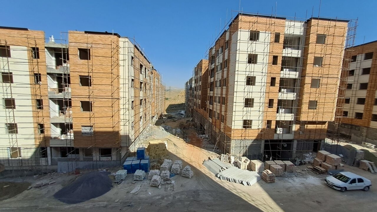 بهره برداری از ۱۳۲۲ واحد مسکن ملی و مهر در دهه فجر خوزستان