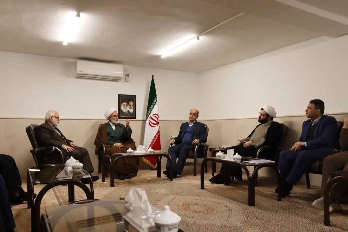 رئیس کمیته امداد امام کشور : ۳۰۰ هزار خانوار دهک پایین در کشور شناسایی  شده اند