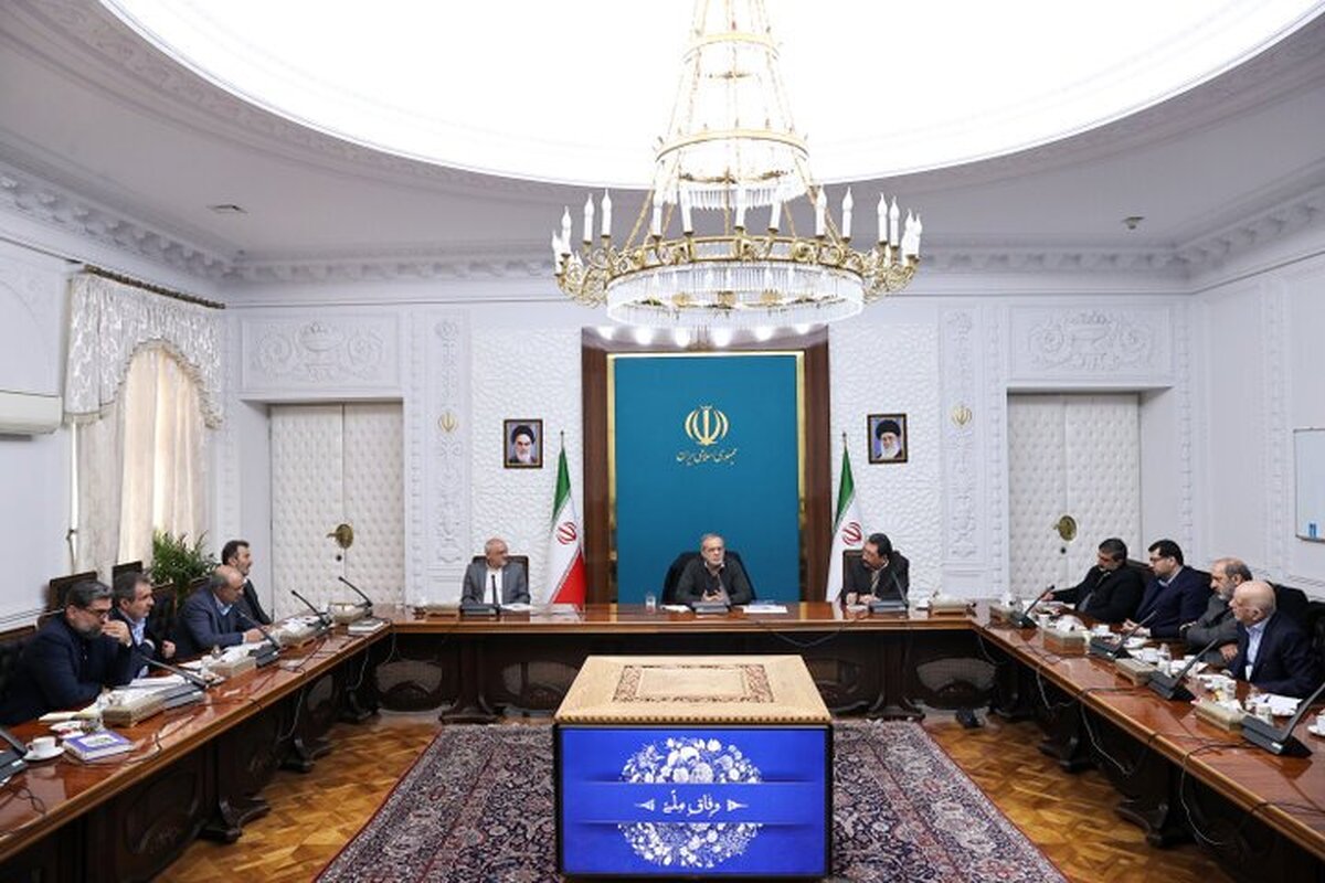 بهره برداری از ۱۲۰ طرح نفت، پتروشیمی،مسکن،انرژی،فولاد و امنیت غذایی با حضور رئیس جمهور