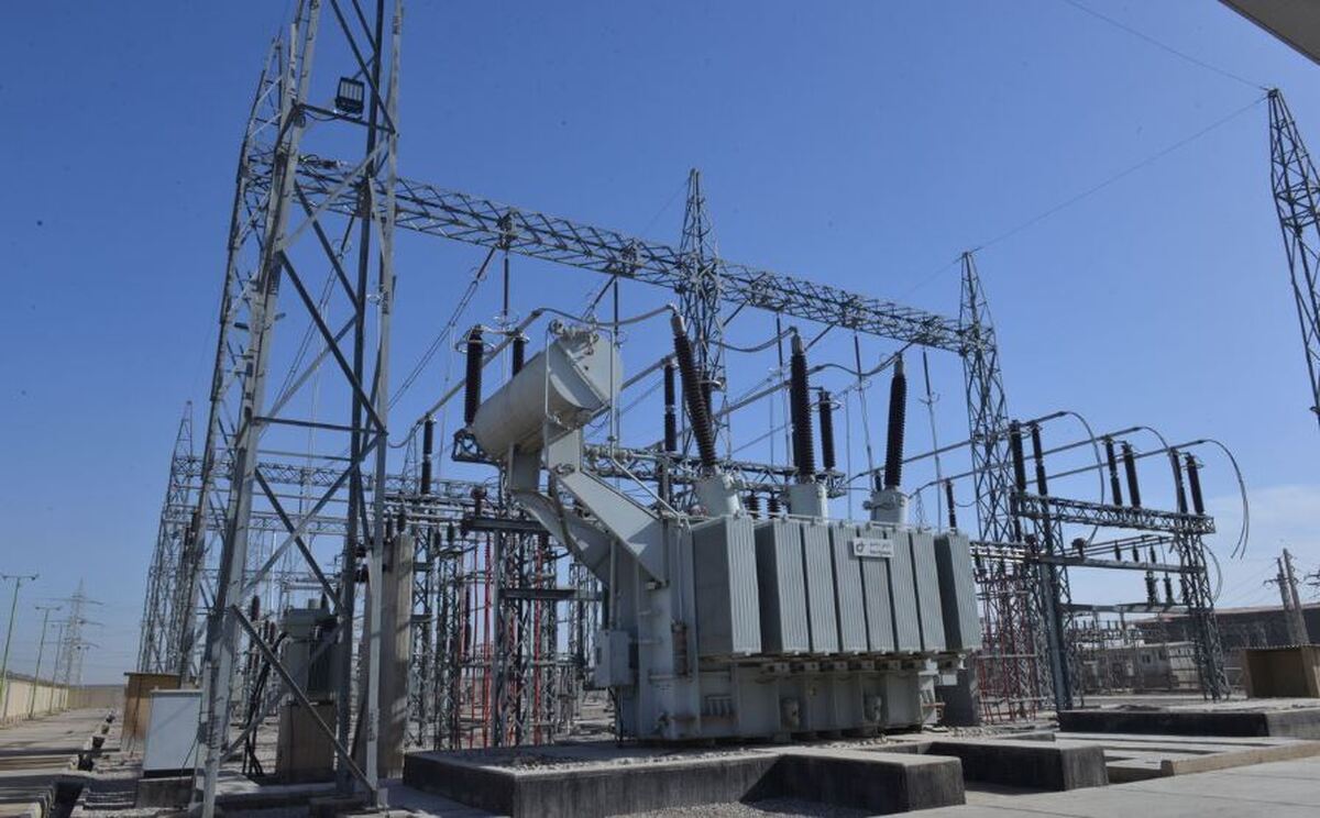 افتتاح ۱۰۰ پروژه مدیریت برق شهرستان قزوین همزمان با دهه مبارک فجر