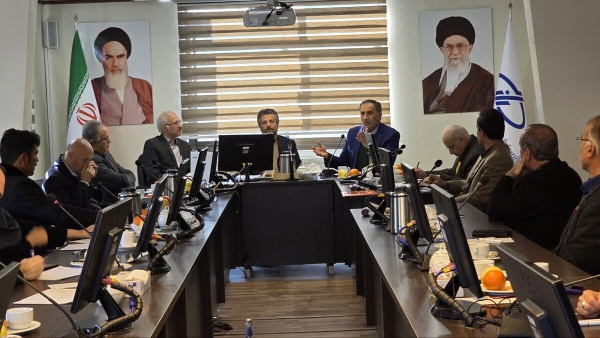 برگزاری نشست مشترک توسعه و ساماندهی ورزش شترسواری در ایران با حضور رئیس فدراسیون ورزش روستایی، عشایری