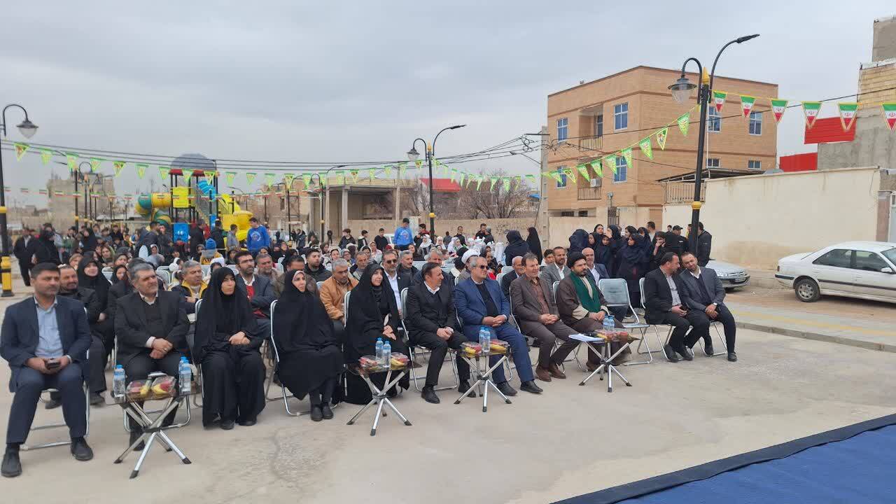 مشارکت و همکاری روستائیان موجب تسریع در اجرای طرح های عمرانی می شود مشارکت و همکاری روستائیان موجب تسریع در اجرای طرح های عمرانی می شود