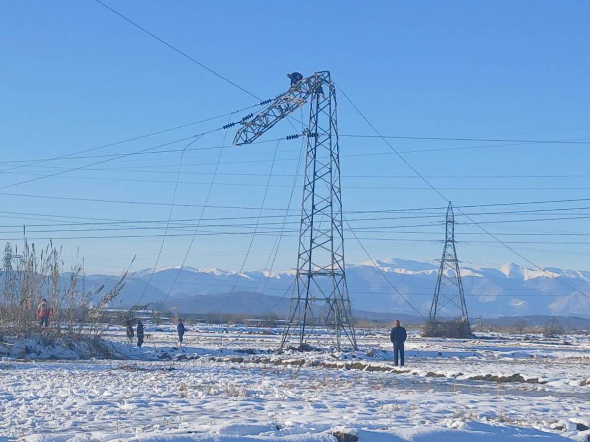 مدیرعامل شرکت برق منطقه‌ای گیلان خبر داد:شبكه برق گیلان پس از بارش برف اخیر پایدار است