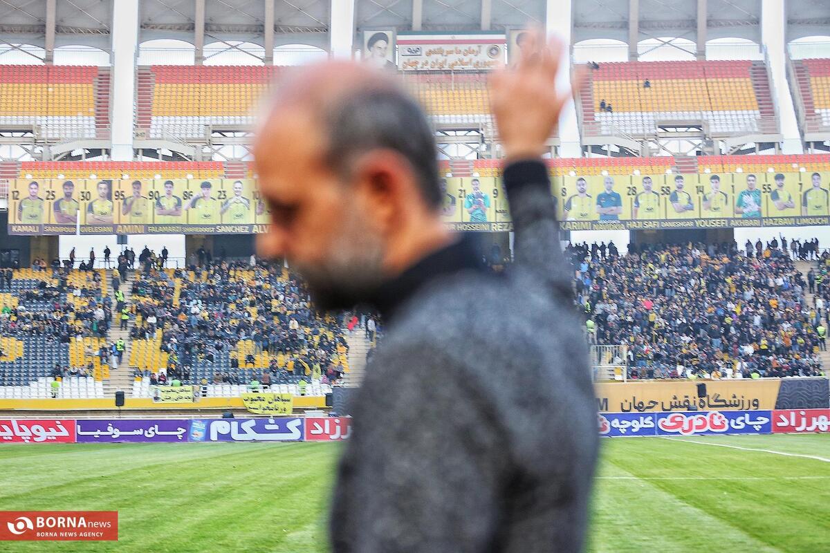 محرم نویدکیا: نباید احساساتی می شدیم/ از هواداران سپاهان عذرخواهی می کنم!