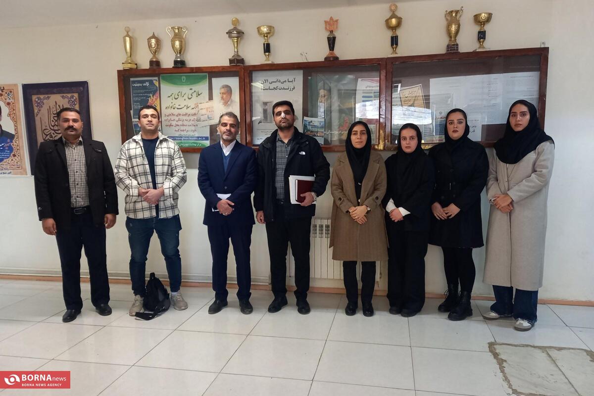 نشست هم‌اندیشی مربیان کاراته سنقر برگزار شد